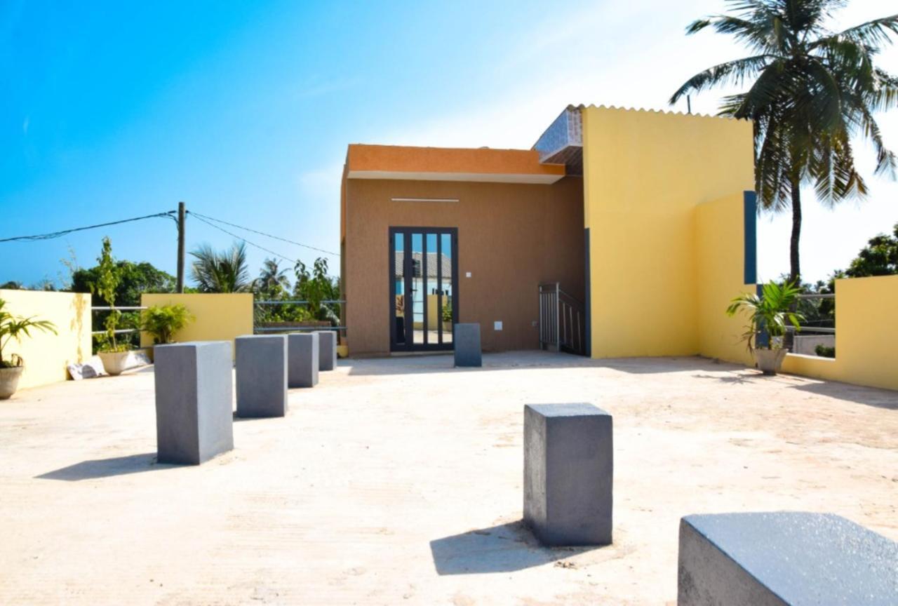Villa Beach Avepozo 로메 외부 사진